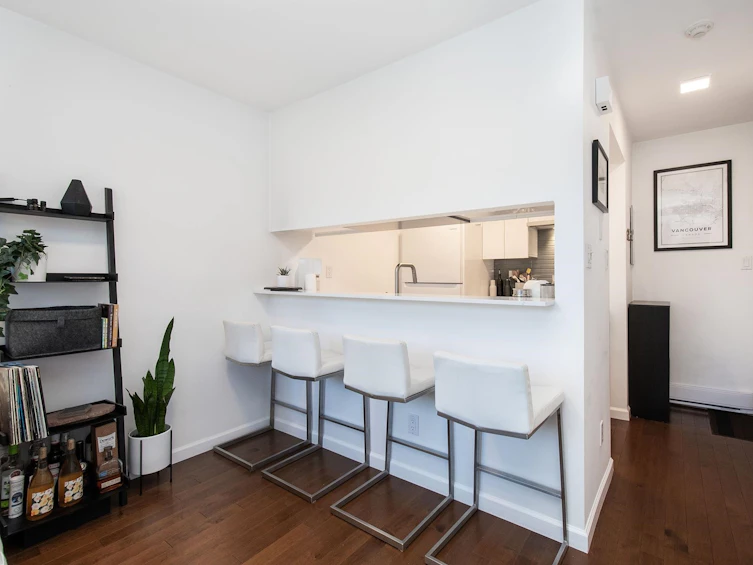 18-1870 Yew Street, Vancouver, BC, V6K 3G2 - 7
