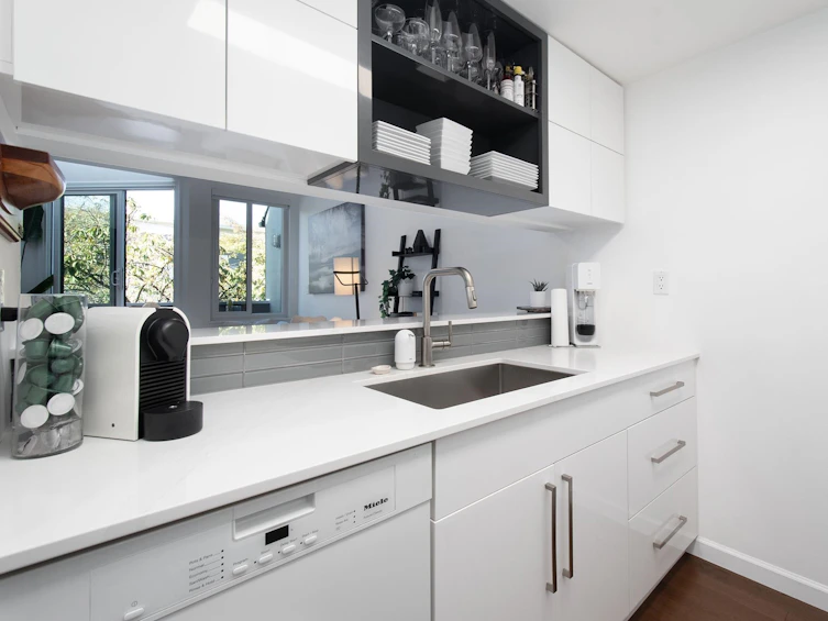 18-1870 Yew Street, Vancouver, BC, V6K 3G2 - 8