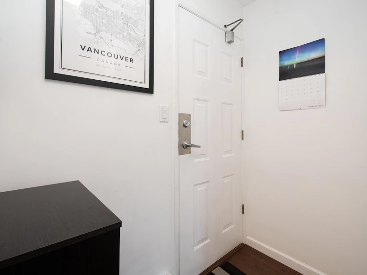 18-1870 Yew Street, Vancouver, BC, V6K 3G2 - 13