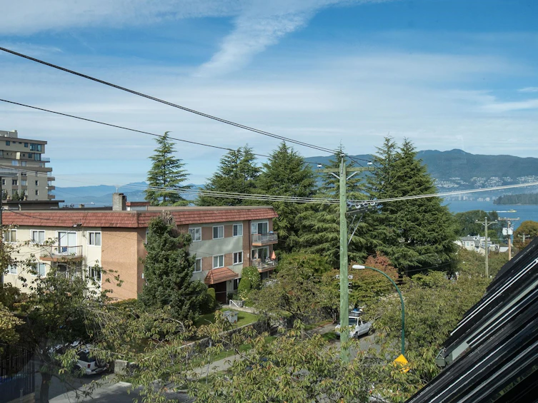 18-1870 Yew Street, Vancouver, BC, V6K 3G2 - 18