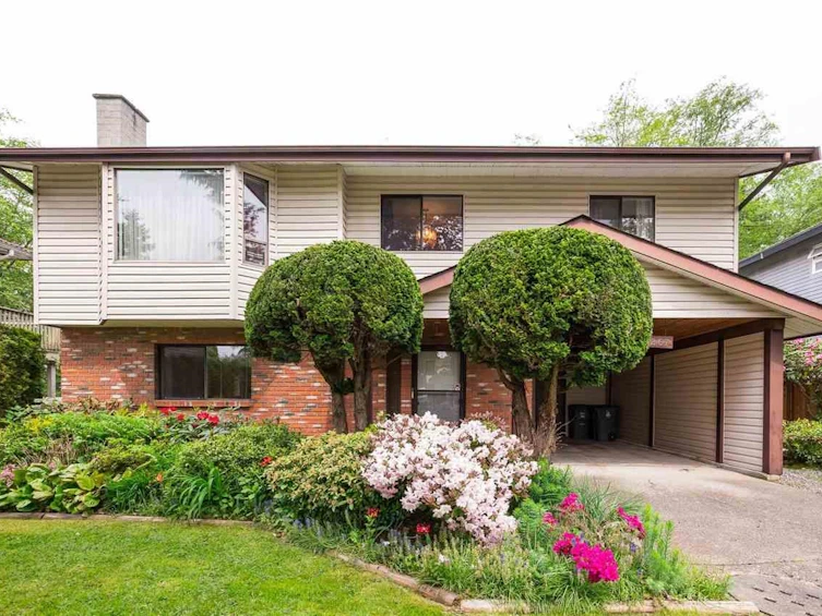 14267 73a Avenue, Surrey, BC, V3W 2R9