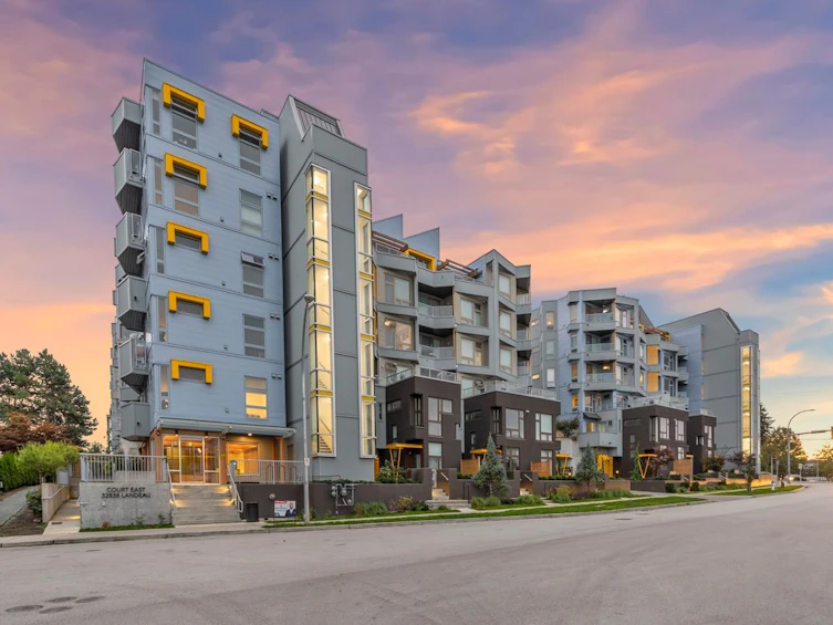 105-32838 Landeau Place, Abbotsford, BC, V2S 0M6 - 2