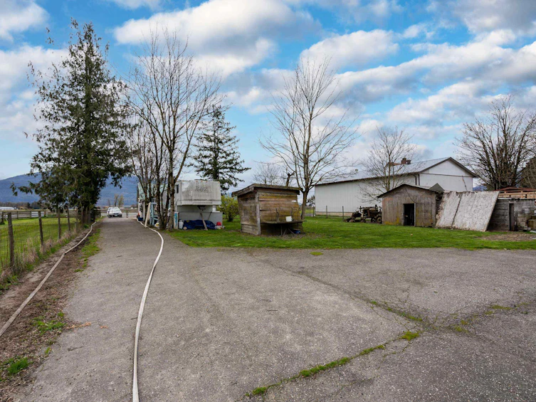 43275 Adams Road, Chilliwack, BC, V2R 4L1 - 13