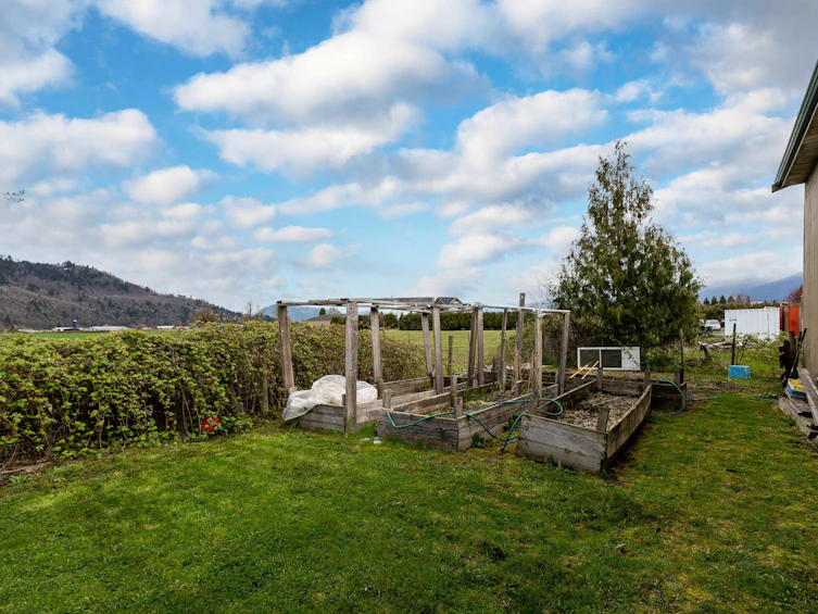 43275 Adams Road, Chilliwack, BC, V2R 4L1 - 34