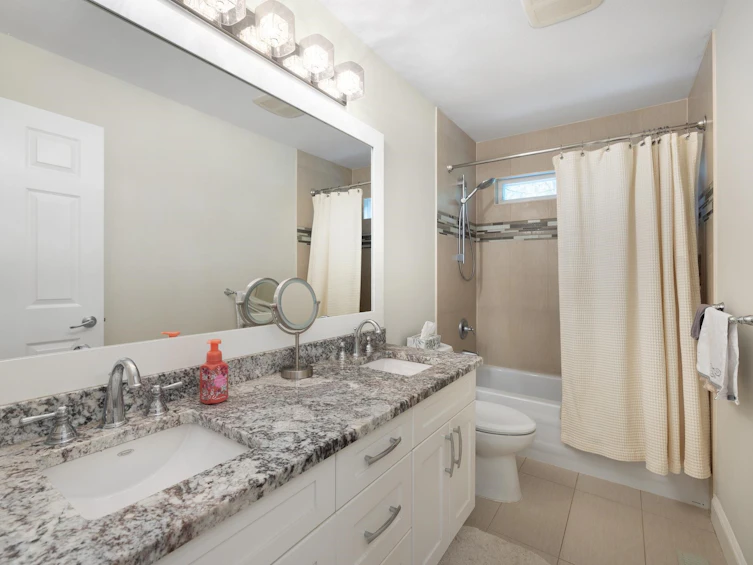 118 Chestnut Court, Port Moody, BC, V3H 5G4 - 31