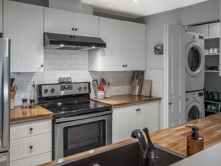 212-12639 No. 2 Road, Richmond, BC, V7E 6N6 - 6