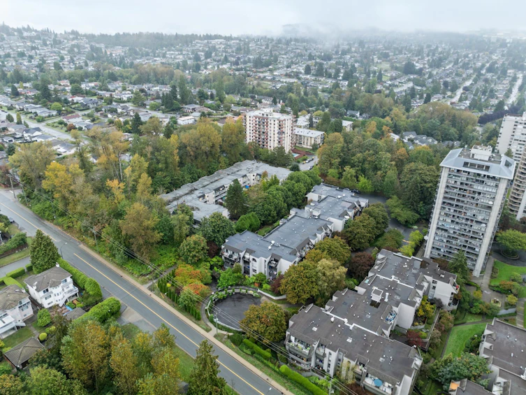 401-1945 Woodway Place, Burnaby, BC, V5B 4S4 - 35