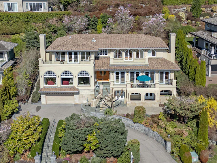 2379 Constantine Place, West Vancouver, BC, V7S 3H7 - 2