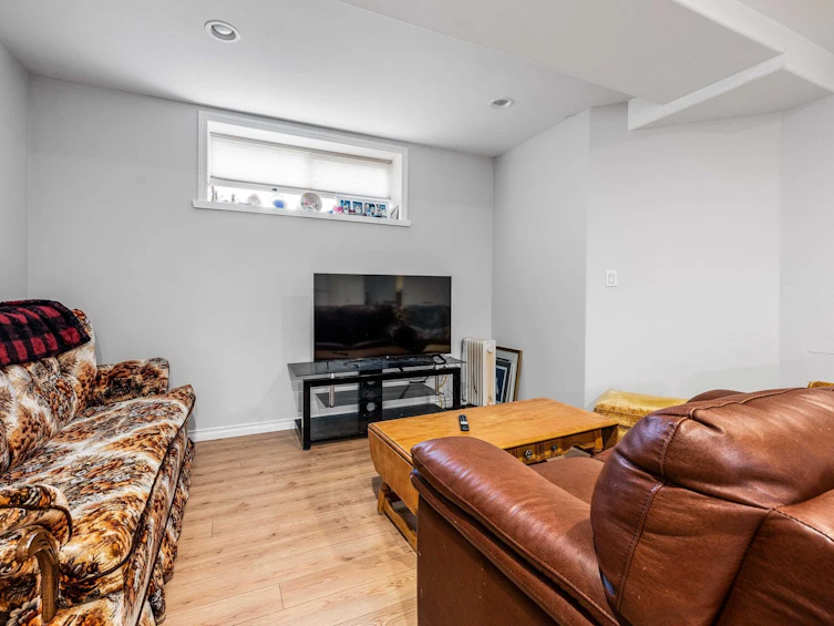 45438 Ariel Place, Cultus Lake, BC, V2R 0K7 - 38
