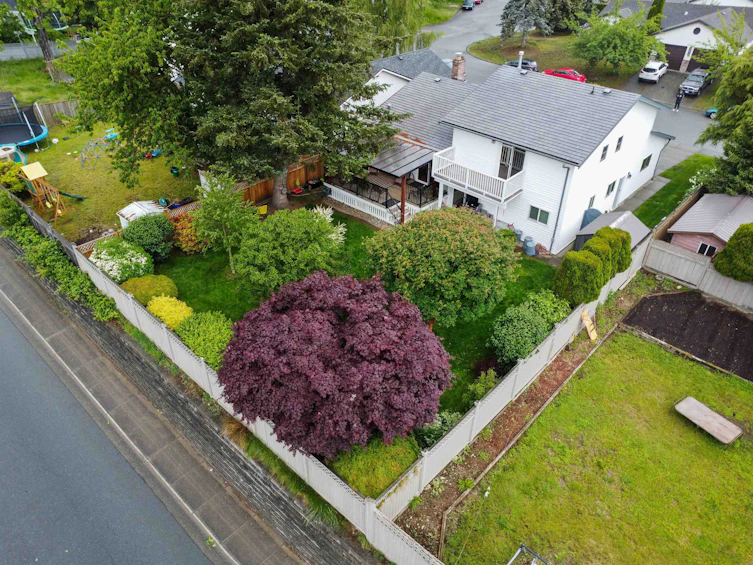 32520 Qualicum Place, Abbotsford, BC, V2T 5A6 - 2