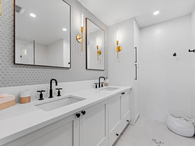 215-2121 W 6th Avenue, Vancouver, BC, V6K 1V5 - 25