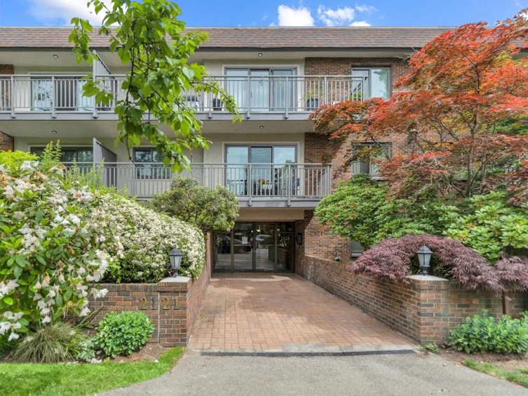 215-2121 W 6th Avenue, Vancouver, BC, V6K 1V5 - 31