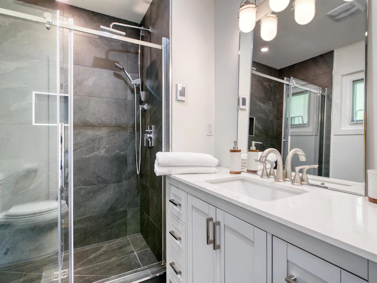 5639 O'brian Road, Halfmoon Bay, BC, V7Z 1E9 - 12