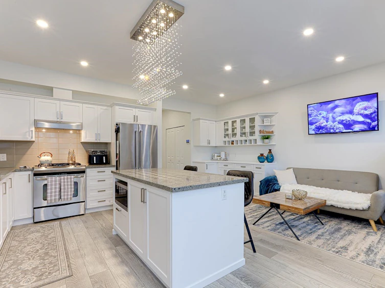 1437 Collins Road, Coquitlam, BC, V3E 0A9 - 9