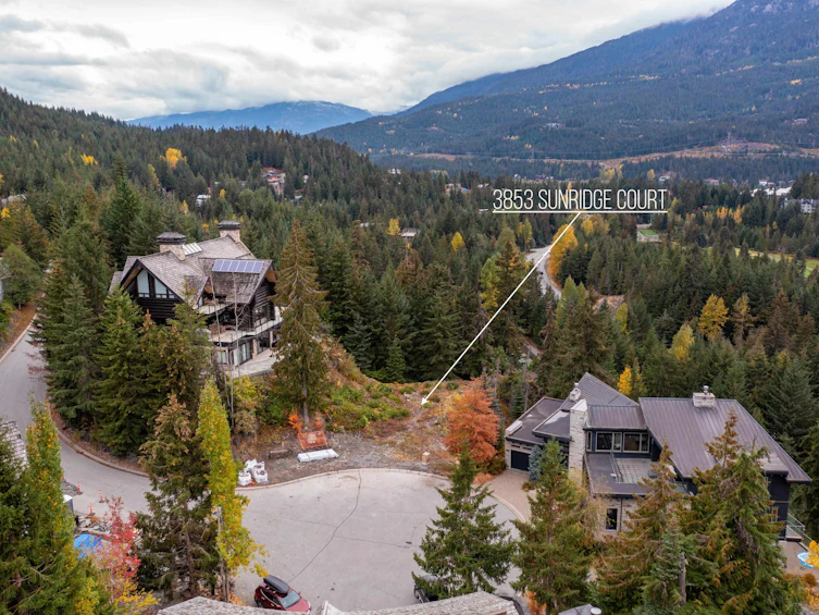 3853 Sunridge Court, Whistler, BC, V8E 0W1 - 3