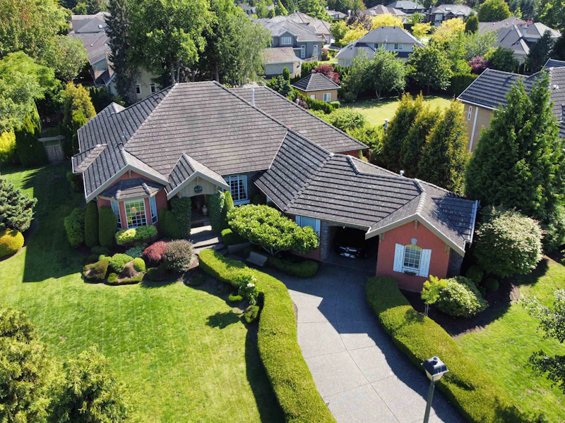 13986 23a Avenue, Surrey BC V4A 9V9