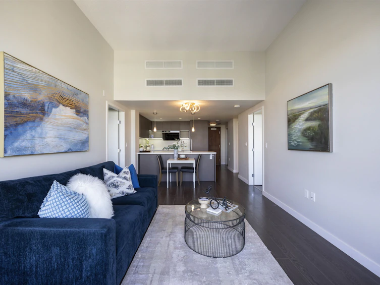 1907-8833 Hazelbridge Way, Richmond, BC, V6X 0N3 - 3