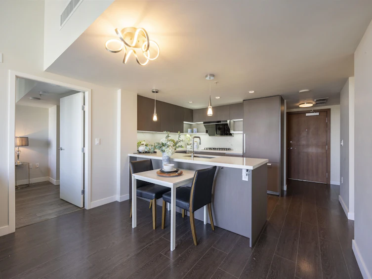 1907-8833 Hazelbridge Way, Richmond, BC, V6X 0N3 - 7