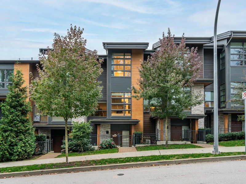 4 - 70 Seaview Drive, Port Moody BC