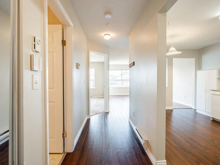 402-8068 120a Street, Surrey, BC, V3W 3P3 - 5