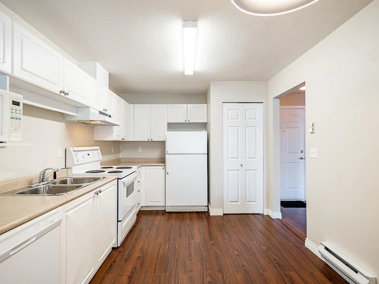 402-8068 120a Street, Surrey, BC, V3W 3P3 - 16