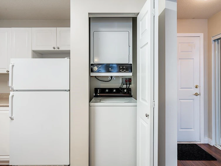 402-8068 120a Street, Surrey, BC, V3W 3P3 - 27