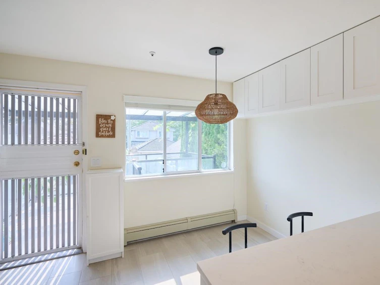 890 W 63rd Avenue, Vancouver, BC, V6P 2H4 - 9