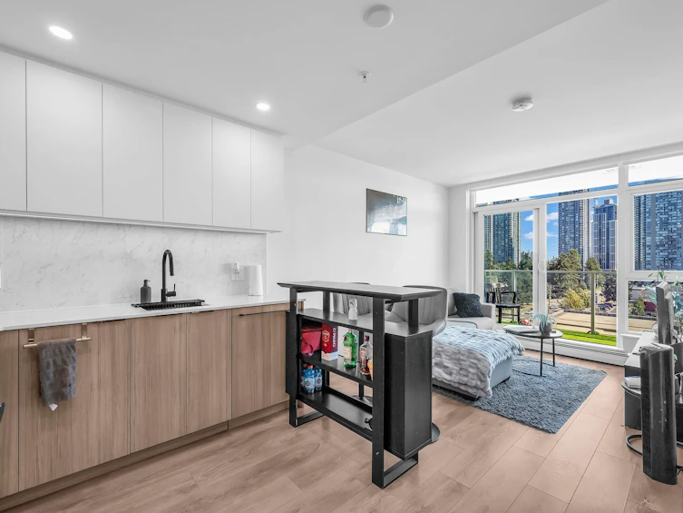 607-13685 102 Avenue, Surrey, BC, V3T 1N7 - 2