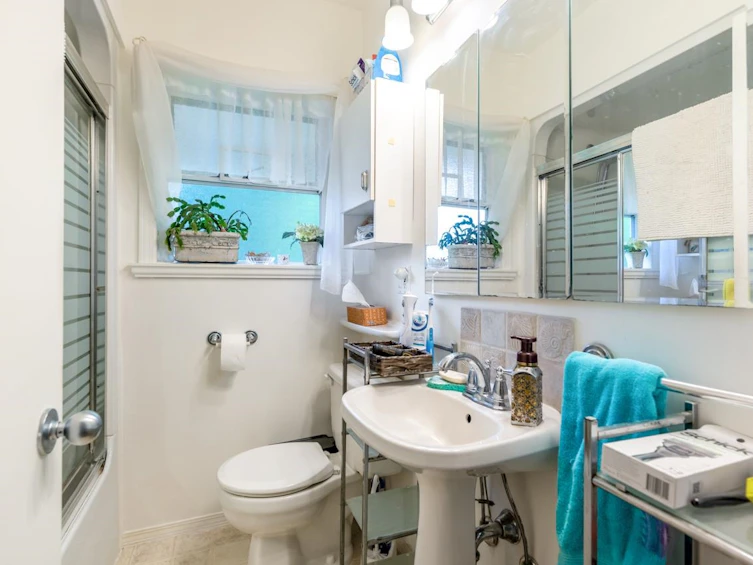 1885 W 62nd Avenue, Vancouver, BC, V6P 2G3 - 14