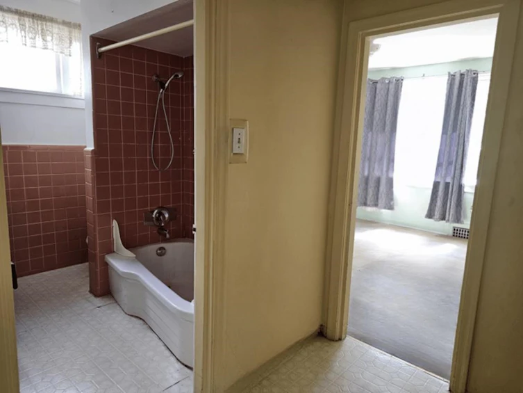 2212 Old Dollarton Road, North Vancouver, BC, V7H 1A8 - 30