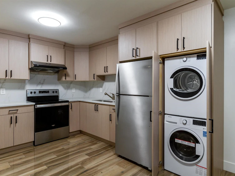 5343 Frances Street, Burnaby, BC, V5B 1T4 - 30