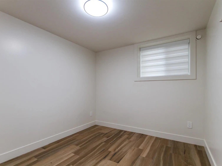 5343 Frances Street, Burnaby, BC, V5B 1T4 - 33