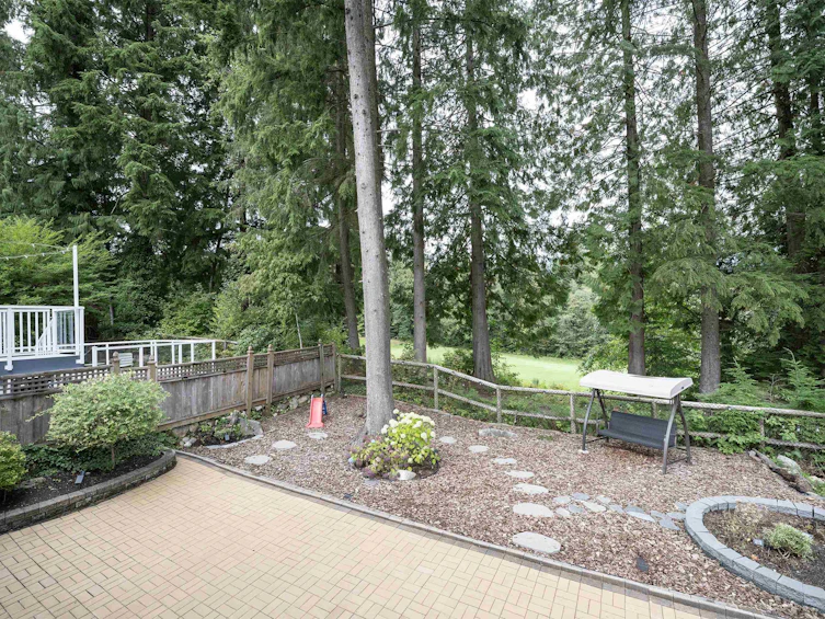 3271 Chartwell Green, Coquitlam, BC, V3E 3M9 - 36