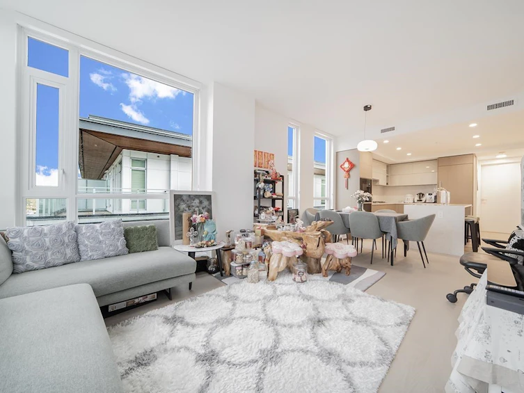 409-469 King Edward Avenue, Vancouver, BC, V5Y 2J3