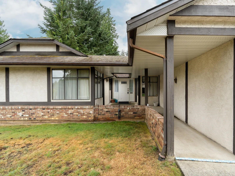 916 Sprice Avenue, Coquitlam, BC, V3J 7R9 - 4