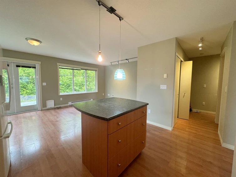 6316 Williams Place, Sechelt, BC, V7Z 0M6 - 11