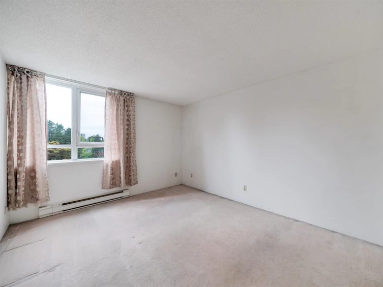 201-5645 Barker Avenue, Burnaby, BC, V5H 3Z5 - 11