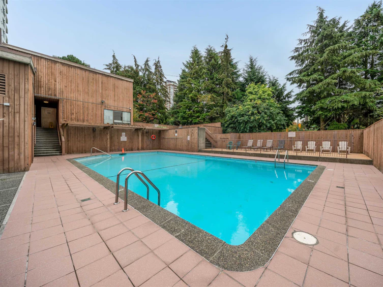 201-5645 Barker Avenue, Burnaby, BC, V5H 3Z5 - 16