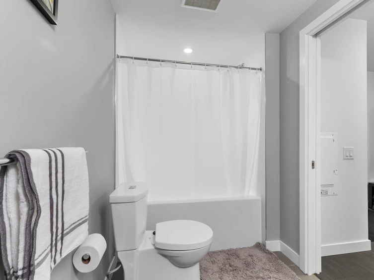 110-10603 140 Street, Surrey, BC, V3T 0M8 - 20