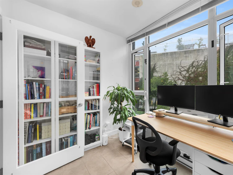 210-2321 Scotia Street, Vancouver, BC, V5T 0A8 - 6