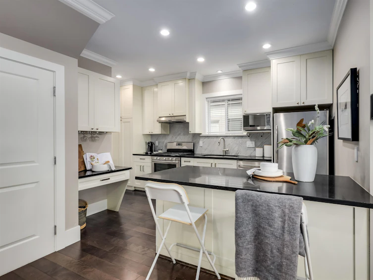 4116 Pandora Street, Burnaby, BC, V5C 2B3 - 7
