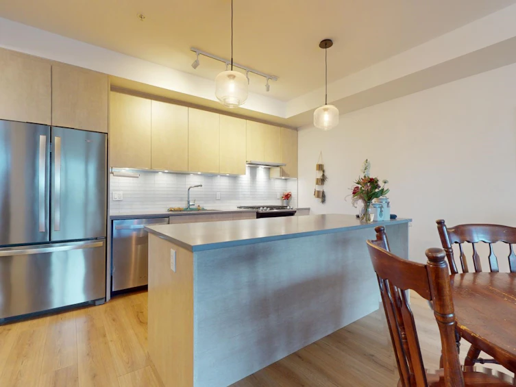 301-38165 Cleveland Avenue, Squamish, BC, V8B 0P1 - 2