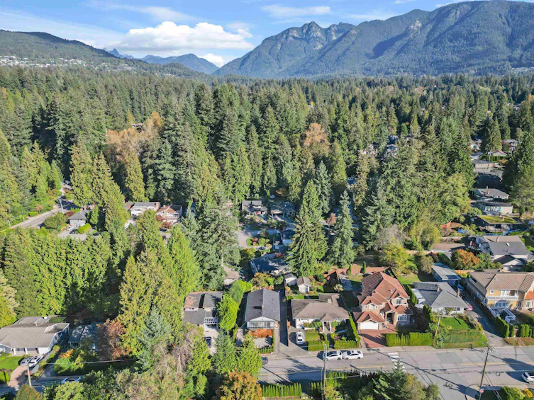1428 Paisley Road, North Vancouver, BC, V7R 1C3 - 38