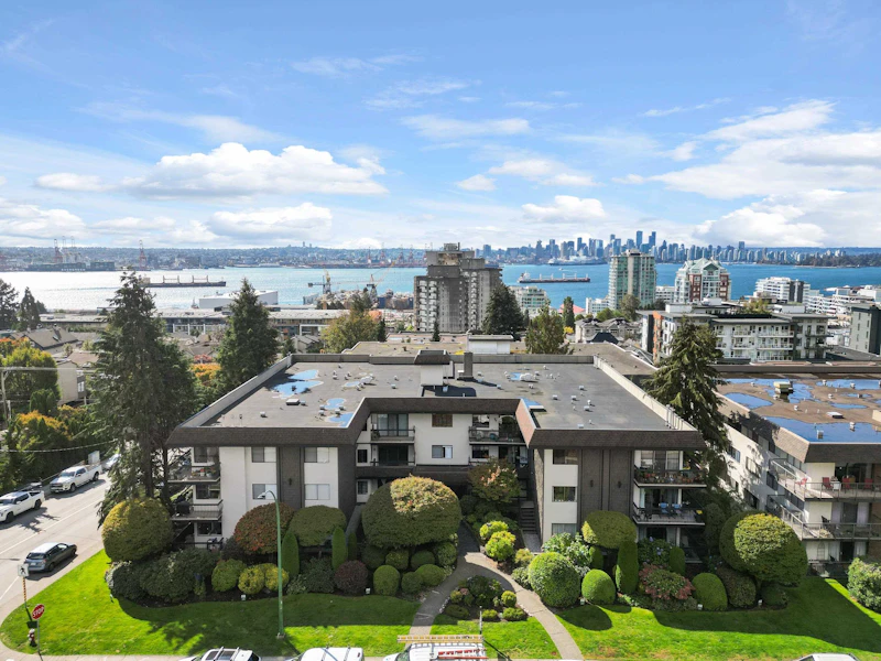 310 - 175 E 5th Street, North Vancouver BC V7L 1L3