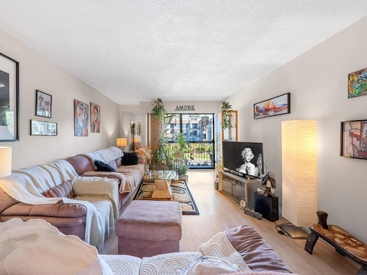 310-175 E 5th Street, North Vancouver, BC, V7L 1L3 - 3