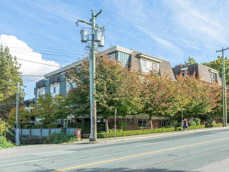 2778 Alma Street, Vancouver, BC, V6R 3S4 - 18