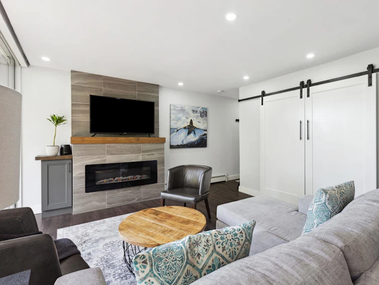 403-650 16th Street, West Vancouver, BC, V7V 3R9 - 4