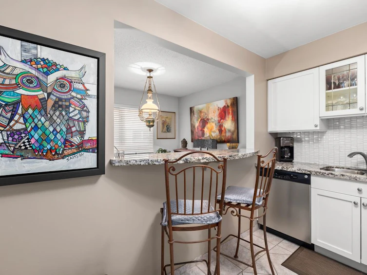1354 W 7th Avenue, Vancouver, BC, V6H 3W5 - 13