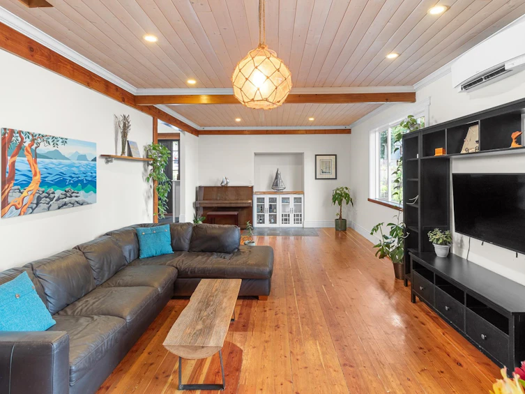 964 Village Drive, Bowen Island, BC, V0N 1G2 - 9