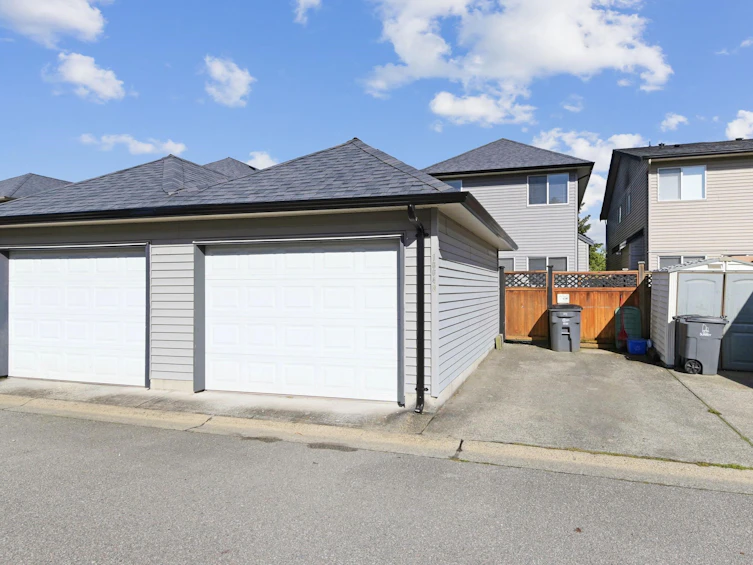 16648 60, Surrey, BC, V3S 1S9 - 28